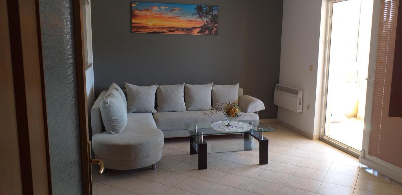 Apartment Rubin Kastela Exterior photo